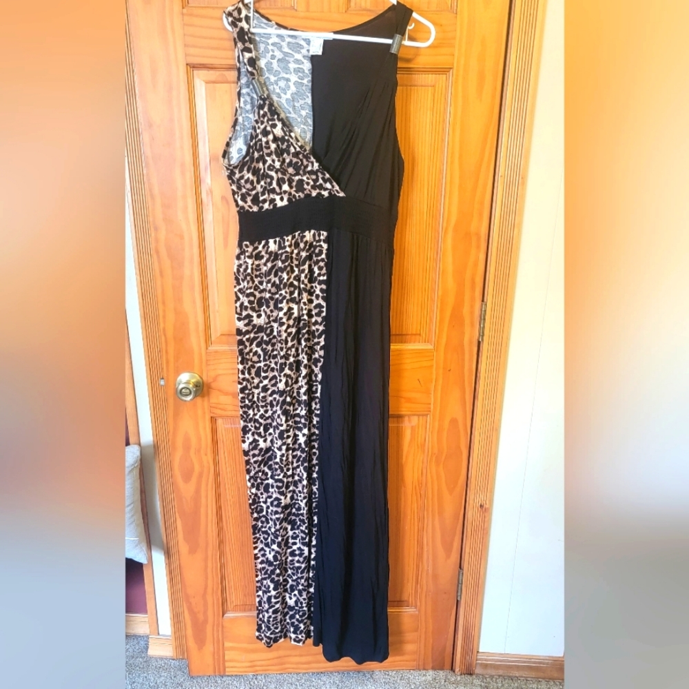 Venus Maxi Dress Size Large
